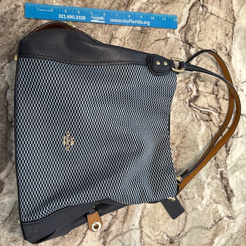 Coach Shoulder Bag